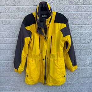 Vintage Nordica Vertech Ski Jacket – Yellow/Grey – Men’s Medium (Tagged 8)